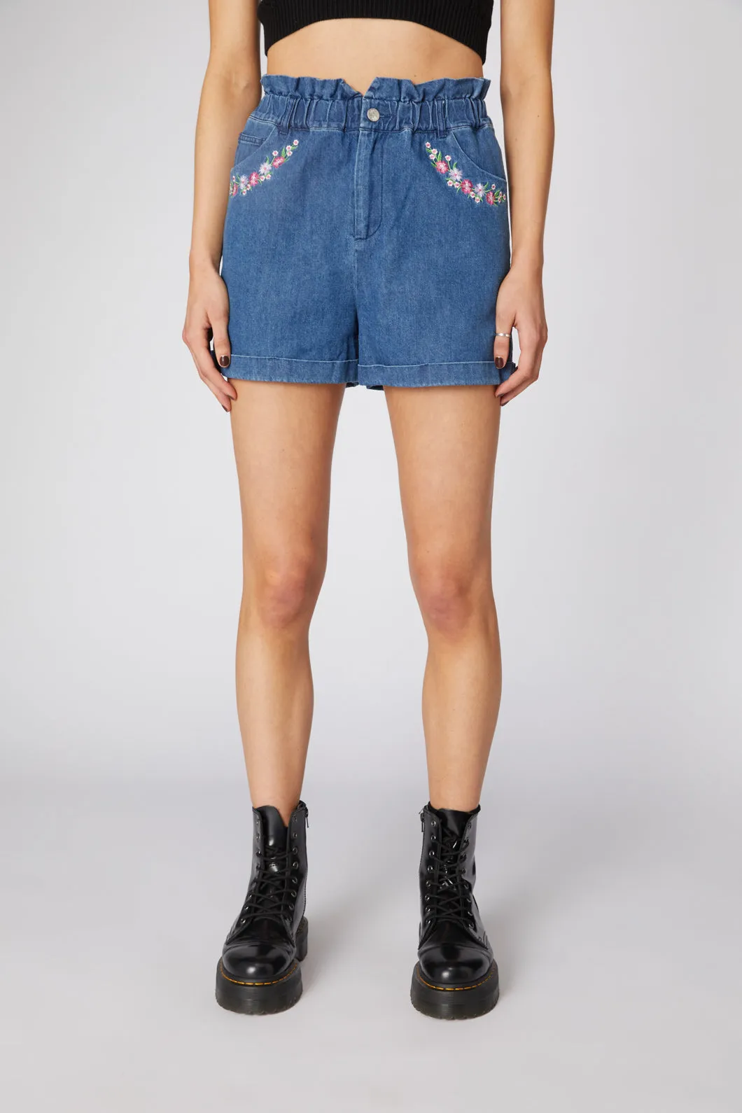 Caposhi Embroidered Shorts