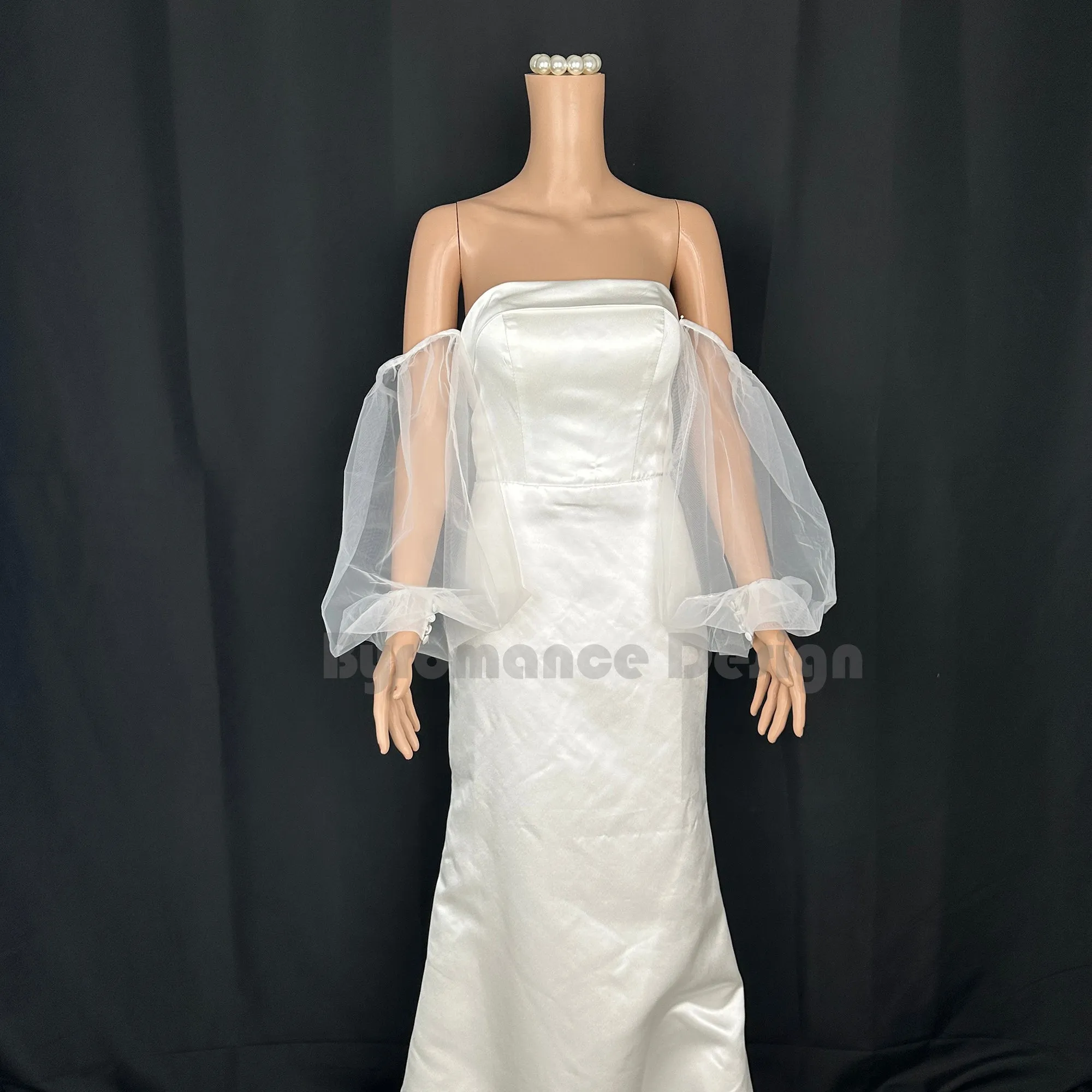 Classic 3568Sheer tulle button up  detach wedding sleeve, bridal sleeve