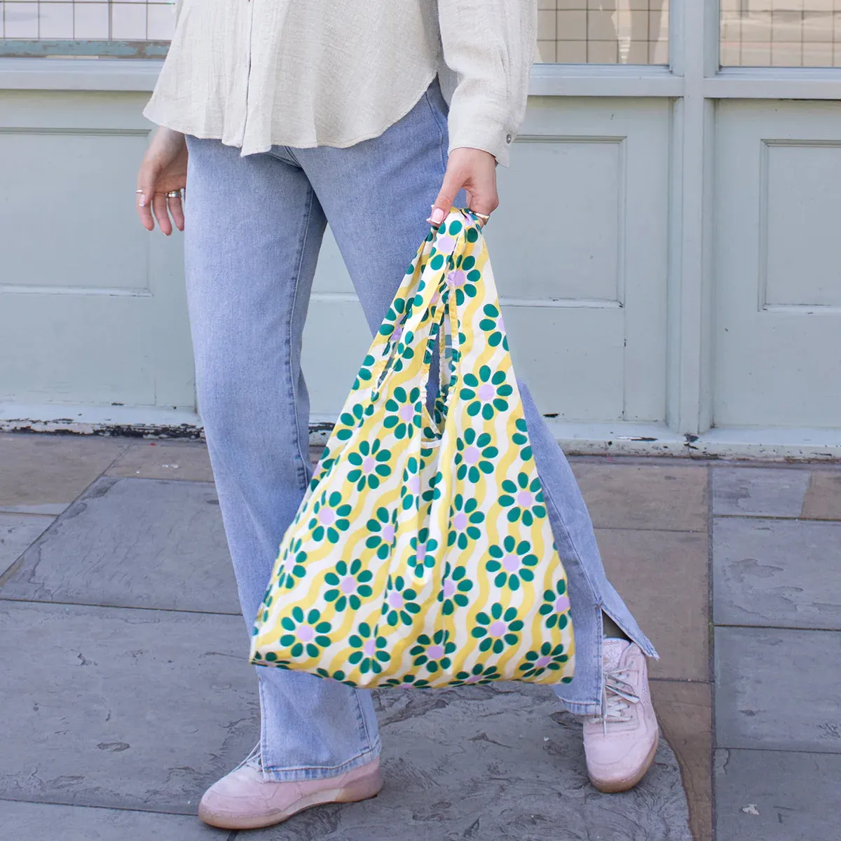 Kind Bag: Reusable Bag Medium Wavy Daisy