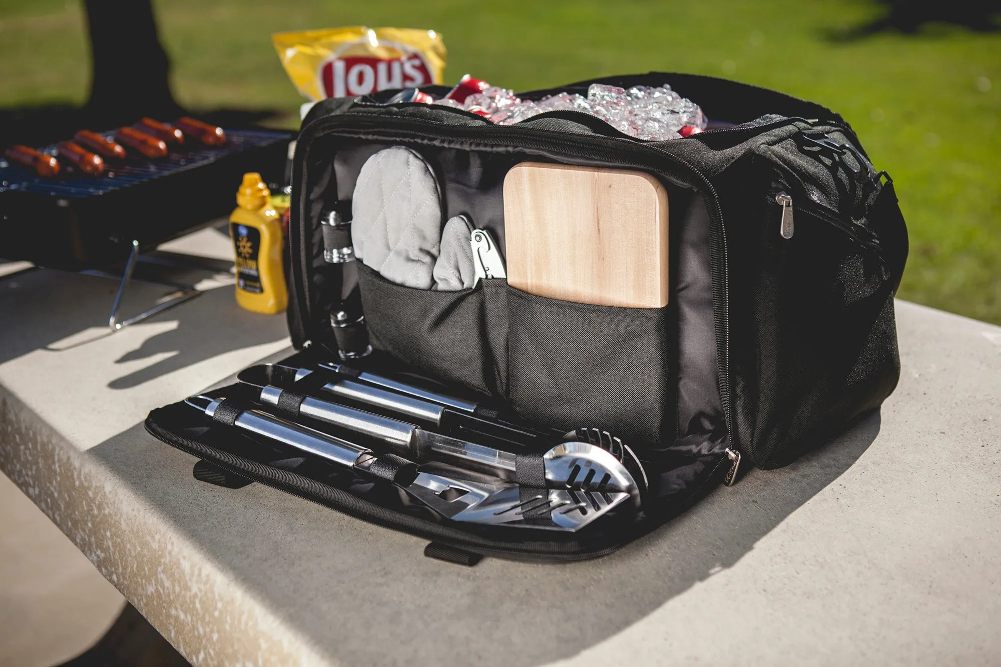 Los Angeles Rams - BBQ Kit Grill Set & Cooler