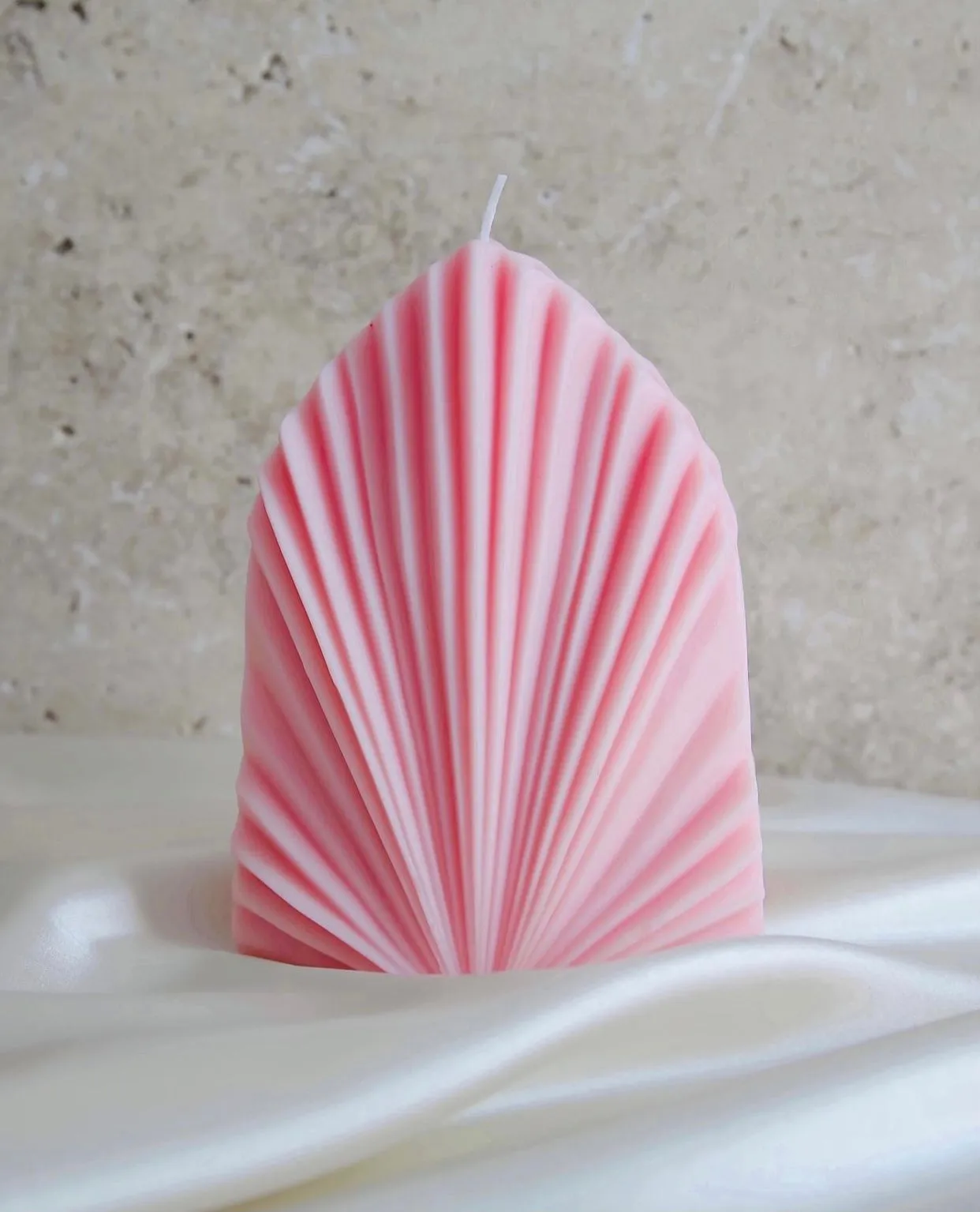 Palm Spear Candle, palm leaf, candle, eco-friendly, sustainable, natural, decor, tropical, handmade, organic, green, relaxation, ambiance, home decor