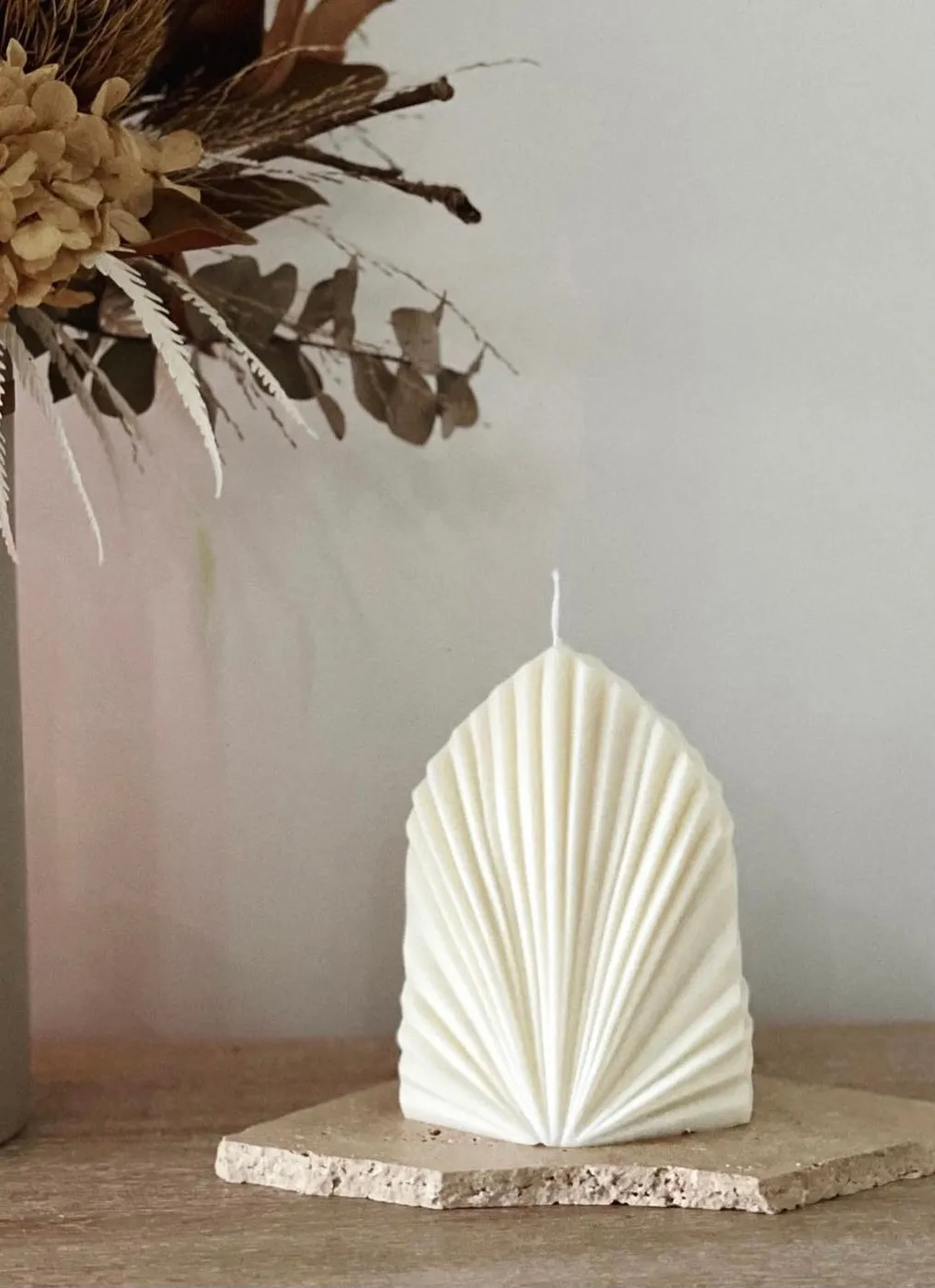 Palm Spear Candle, palm leaf, candle, eco-friendly, sustainable, natural, decor, tropical, handmade, organic, green, relaxation, ambiance, home decor