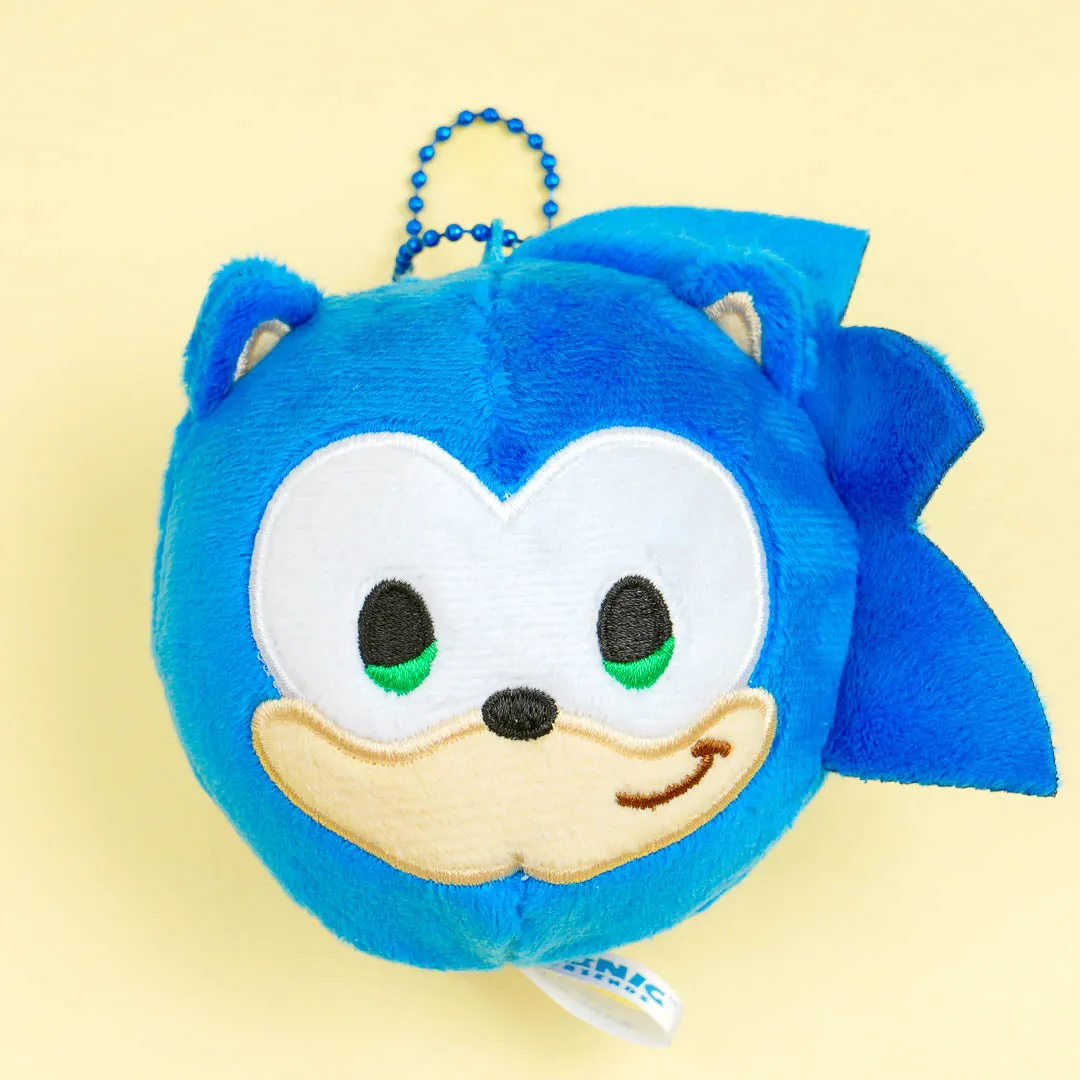 Sonic Squeezable Plushie Charm