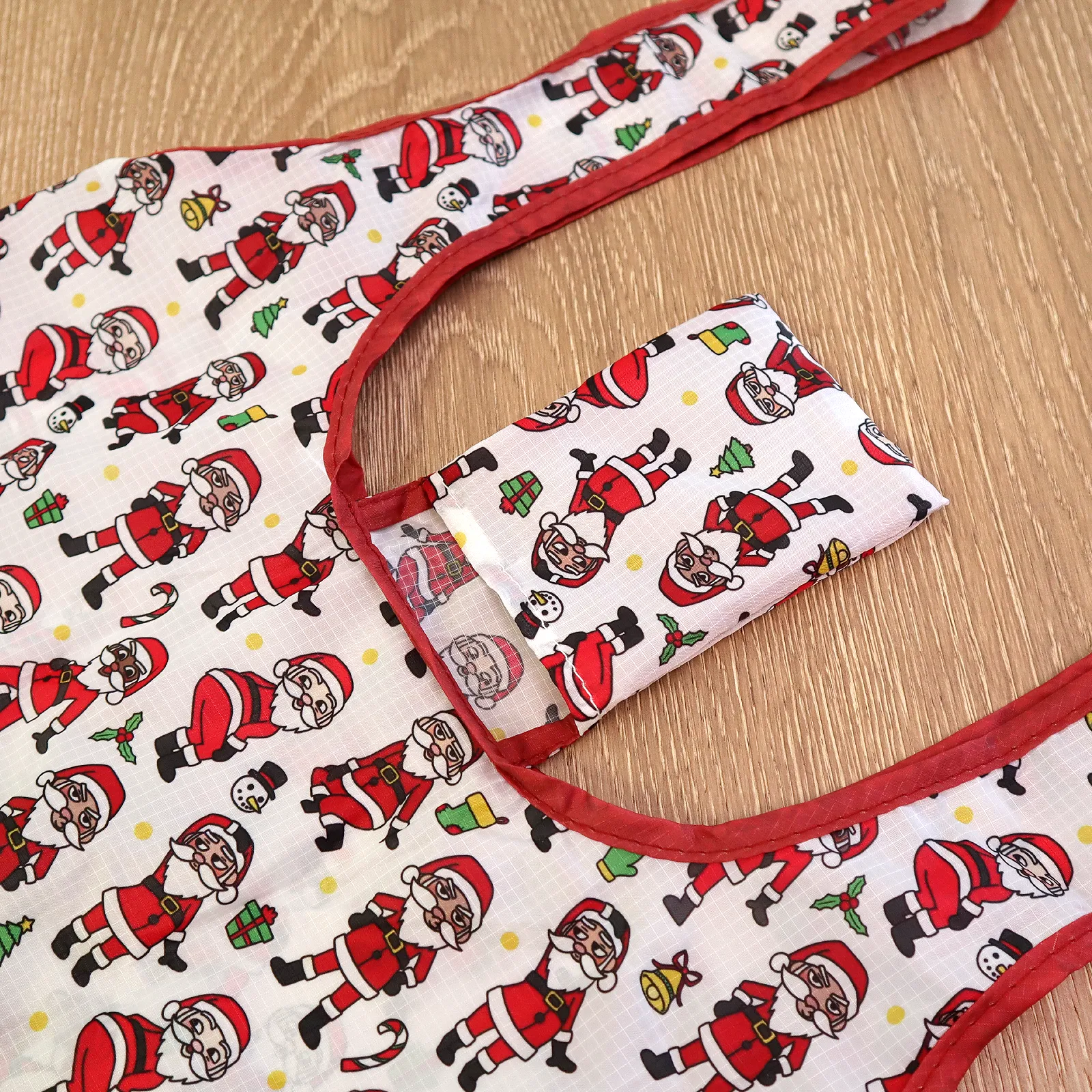 WHOLESALE "Sassy Santa" Reusable Nylon Bags - 10 Pieces